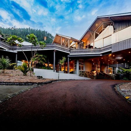 Grand Mercure Puka Park Resort Pauanui Exterior photo