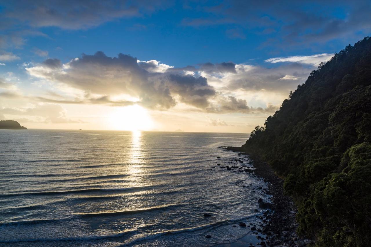 Grand Mercure Puka Park Resort Pauanui Exterior photo